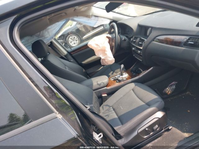2016 BMW X3 5UXWX9C52G0D69617 Photo 4
