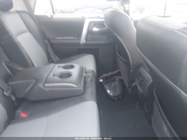 2018 TOYOTA 4RUNNER JTEBU5JR7J5500762 Photo 7