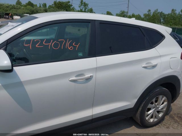 KM8J23A40KU950433 Hyundai TUCSON SE