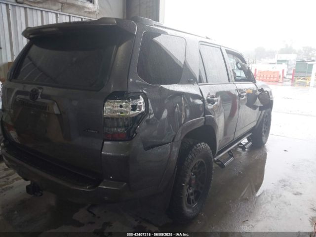 2023 TOYOTA 4RUNNER JTEEU5JR0P5297641 Photo 3