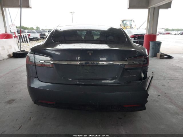5YJSA1E28MF421655 Tesla 2021