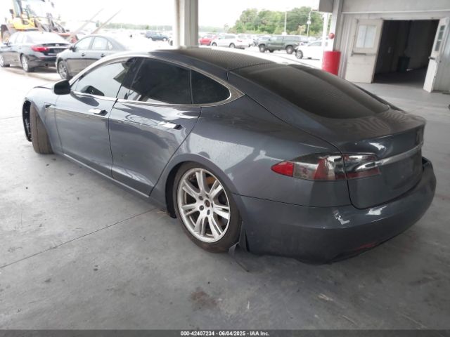 5YJSA1E28MF421655 Tesla 2021