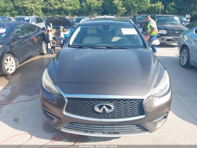 SJKCH5CP4HA023330 Infiniti Qx30 Premium