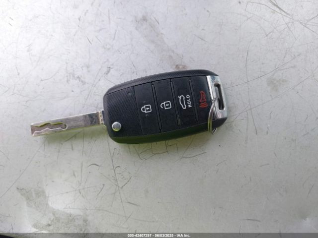5XXGT4L32HG142220 KIA Optima Lx