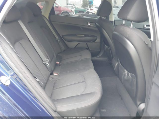 5XXGT4L32HG142220 KIA Optima Lx