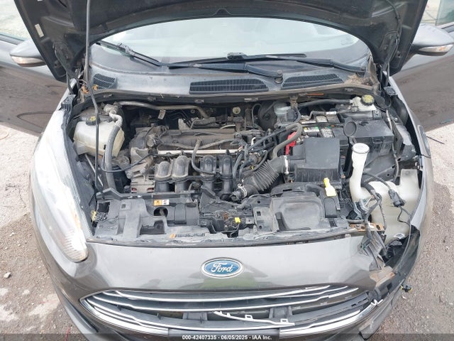 3FADP4BJ4FM114752 Ford 2015