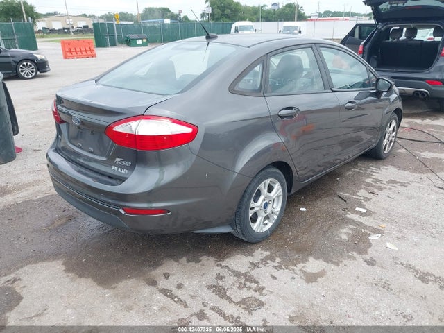 3FADP4BJ4FM114752 Ford 2015