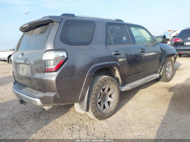 2014 TOYOTA 4RUNNER JTEBU5JR2E5197833 Photo 3