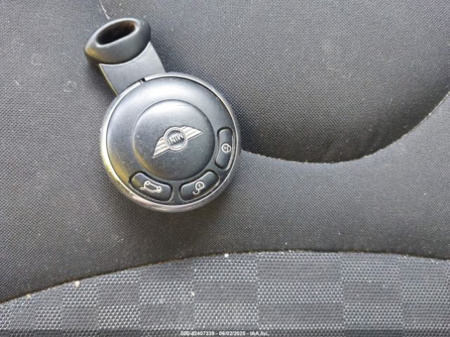 2013 MINI CLUBMAN WMWZF3C53DT489607 Photo 10