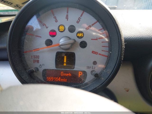 2013 MINI CLUBMAN WMWZF3C53DT489607 Photo 6