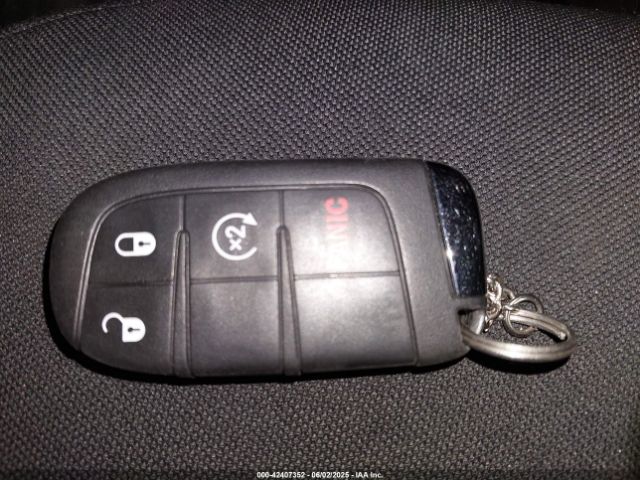 2021 JEEP RENEGADE ZACNJDBB8MPN35325 Photo 10