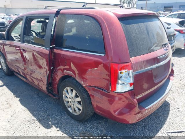 2016 CHRYSLER TOWN & COUNTRY 2C4RC1BG2GR230704 Photo 2