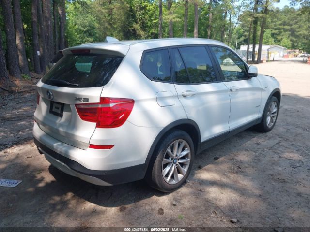 2016 BMW X3 5UXWX9C55G0D84239 Photo 3