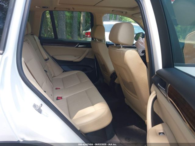 2016 BMW X3 5UXWX9C55G0D84239 Photo 7