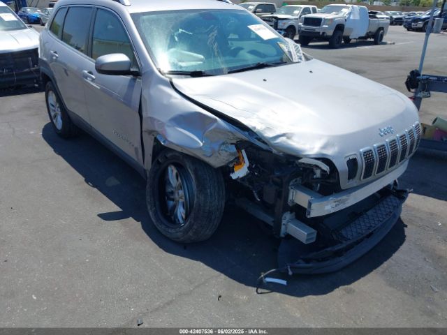 2019 JEEP CHEROKEE 1C4PJLCB8KD241701
