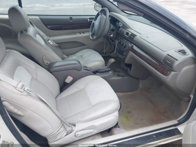 2005 CHRYSLER SEBRING 1C3EL65R15N502070 Photo 4