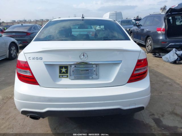 WDDGF4HB5EG245388 Mercedes-Benz 2014