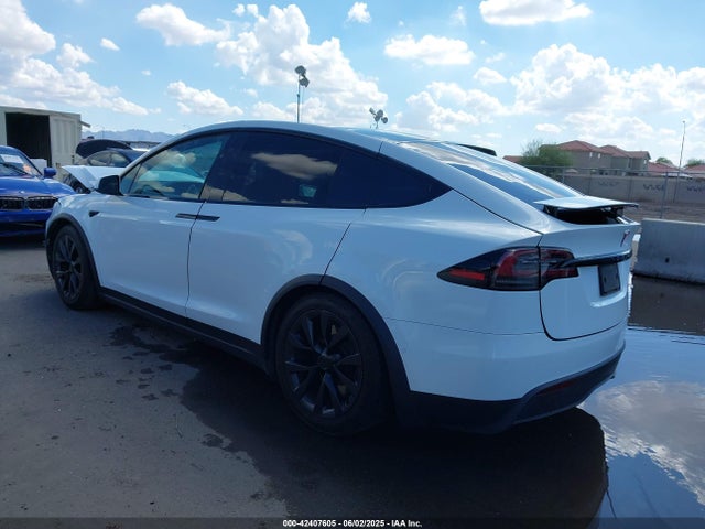 2022 TESLA MODEL X 7SAXCBE66NF351490 Photo 2