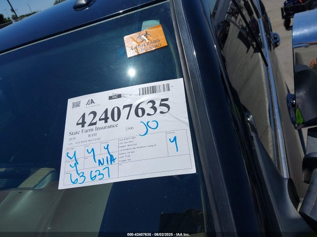 RAM 2019 2019 3C6UR5GL5KG520382 Image 12