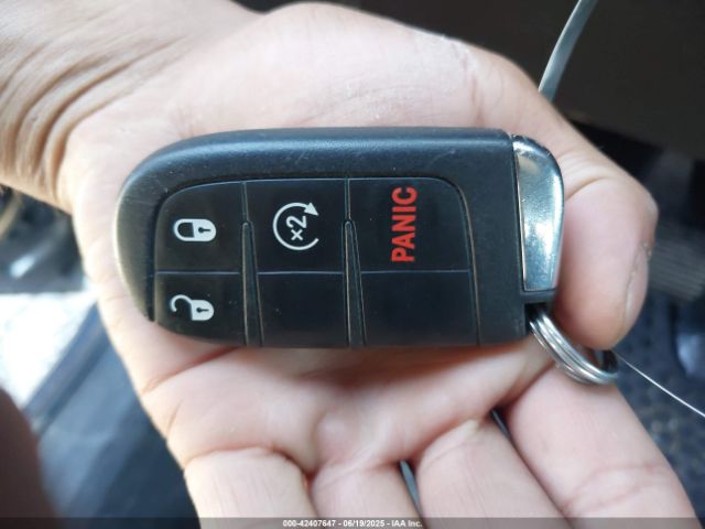 ZACNJBBB9LPL29207 Jeep Renegade