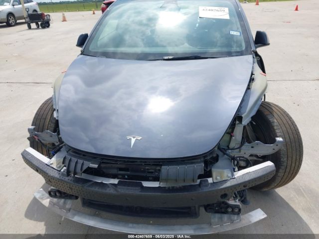 5YJ3E1EA7PF417293 Tesla 2023