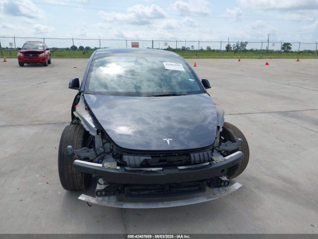 5YJ3E1EA7PF417293 Tesla 2023