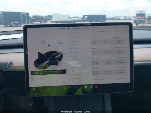 5YJ3E1EA7PF417293 Tesla 2023