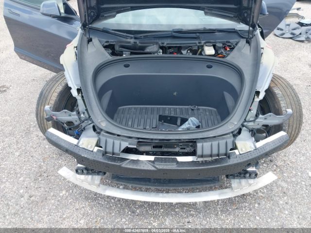 5YJ3E1EA7PF417293 Tesla 2023