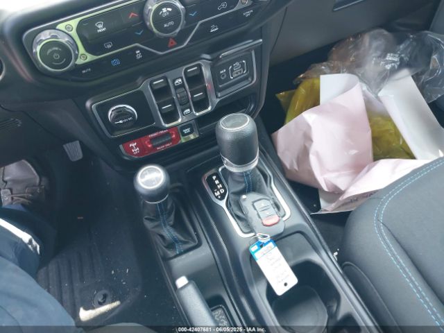 1C4JJXR64PW700323 Jeep 2023