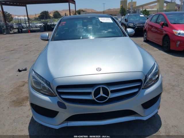 55SWF4KB1FU049991 Mercedes-Benz C 300 4matic/luxury 4matic/sport 4matic