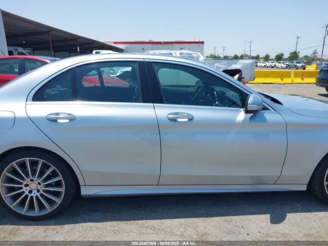 55SWF4KB1FU049991 Mercedes-Benz C 300 4matic/luxury 4matic/sport 4matic