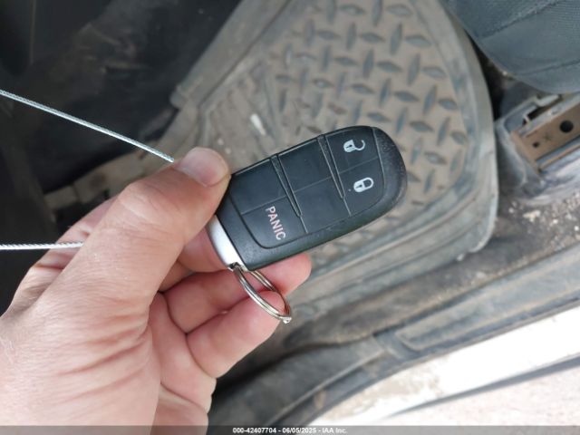 1C4RJFAG6EC249296 Jeep Grand Cherokee Laredo