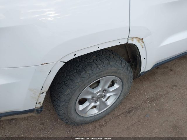 1C4RJFAG6EC249296 Jeep Grand Cherokee Laredo