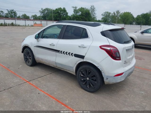 2018 BUICK ENCORE KL4CJASB4JB656829 Photo 2