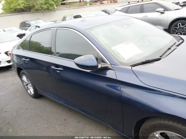 1HGCV1F14KA110472 Honda ACCORD LX