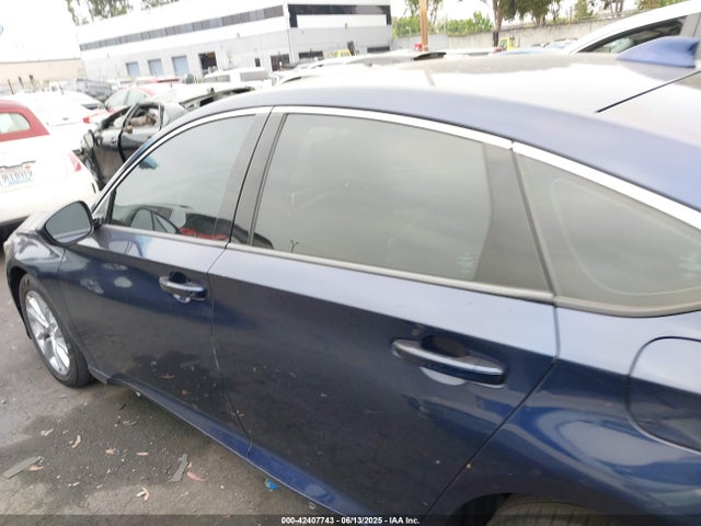 1HGCV1F14KA110472 Honda ACCORD LX