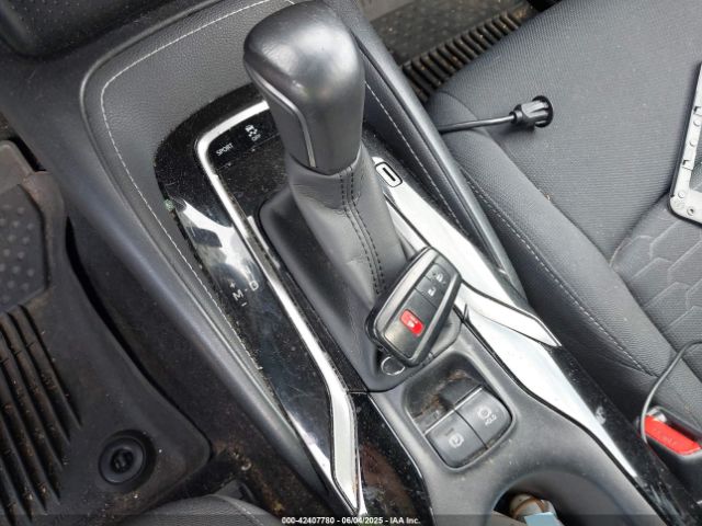 JTNK4RBE3K3005586 Toyota COROLLA SE