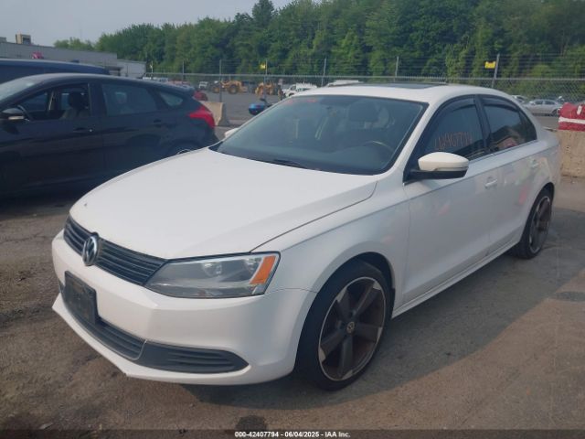 3VWD17AJ6EM368926 Volkswagen Jetta 1.8t Se