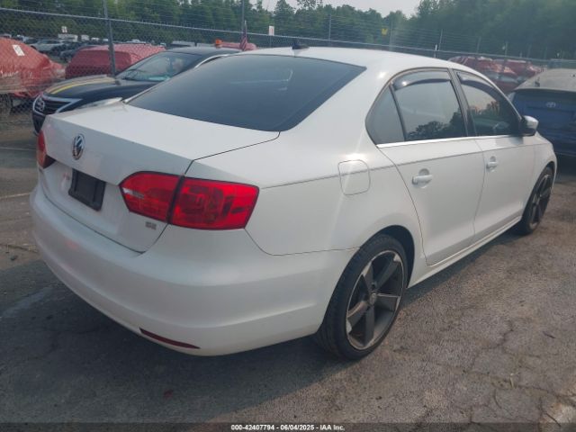 3VWD17AJ6EM368926 Volkswagen Jetta 1.8t Se