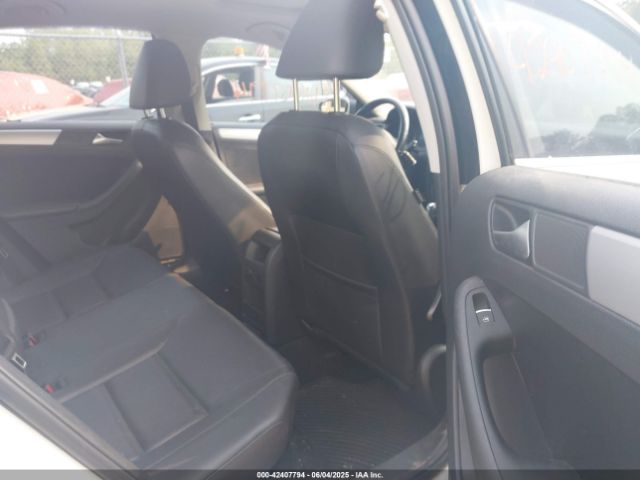 3VWD17AJ6EM368926 Volkswagen Jetta 1.8t Se