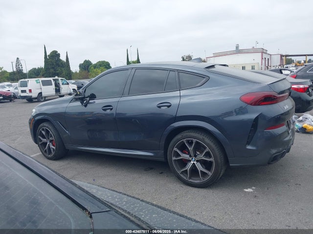 2022 Bmw X6 Xdrive40i მანქანა იყიდება აუქციონზე, vin: 5UXCY6C07N9K65441, აუქციონის ნომერი: 42407811