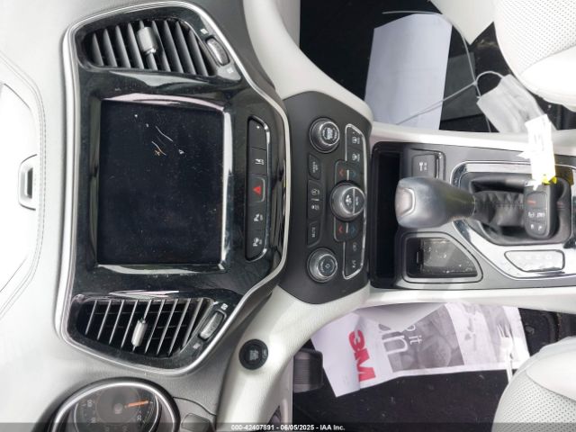 2019 JEEP CHEROKEE 1C4PJLDB5KD332729 Photo 10