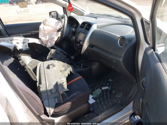 3N1CE2CP8FL387141 Nissan 2015