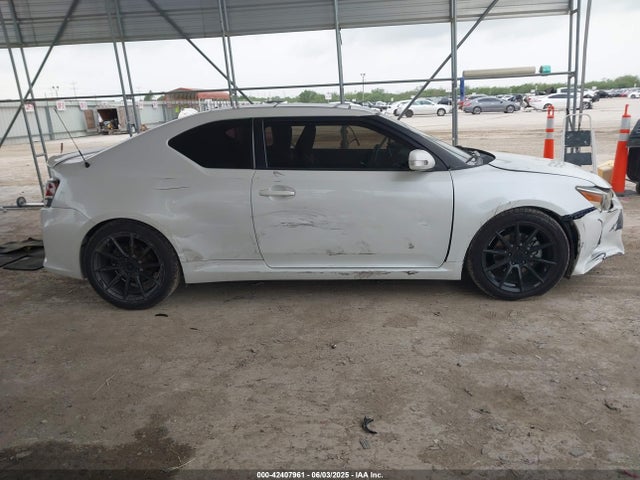JTKJF5C73GJ017350 Scion 2ar-fe
