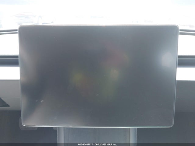 2025 TESLA MODEL 3 5YJ3E1EA3SF020964 Photo 6