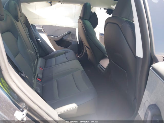 2025 TESLA MODEL 3 5YJ3E1EA3SF020964 Photo 7