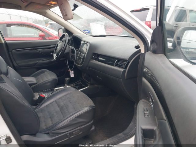 2019 MITSUBISHI OUTLANDER JA4AD3A33KZ015281 Photo 4
