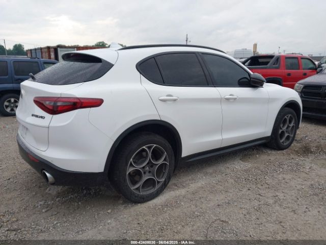 2021 ALFA ROMEO STELVIO ZASPAJAN4M7C98987 Photo 3