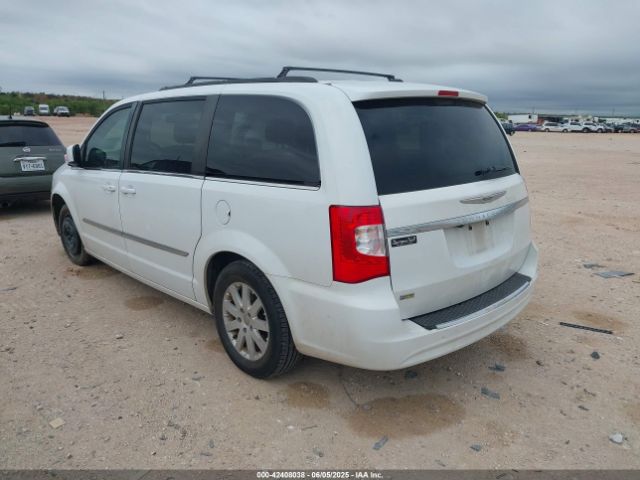 2015 CHRYSLER TOWN & COUNTRY 2C4RC1BG3FR739828 Photo 2
