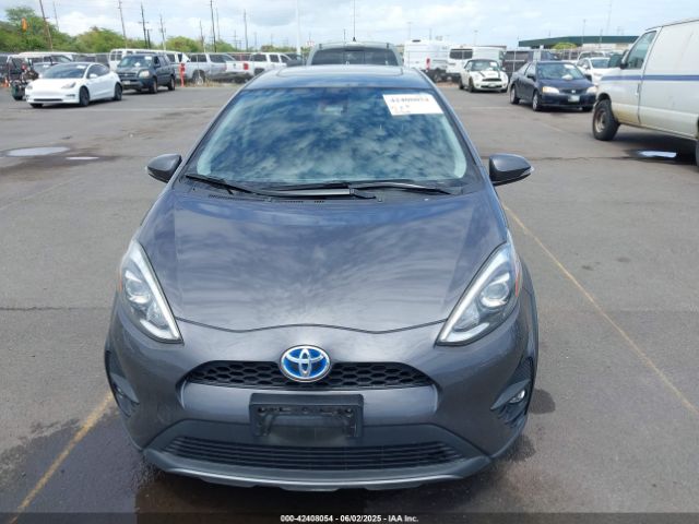 JTDKDTB36J1608039 Toyota Prius C Four